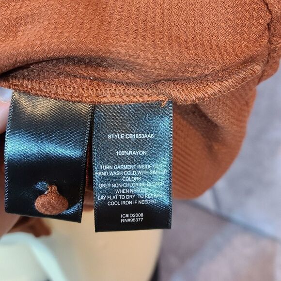 Sanctuary Brown Make a Statement Top Size XL - Picture 4 of 5